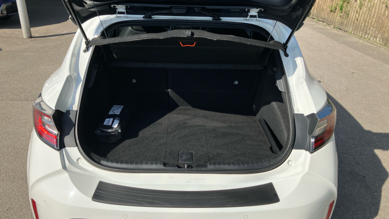 Toyota Corolla 2.0 VVT-i Hybrid GR Sport 5dr CVT Hybrid Hatchback